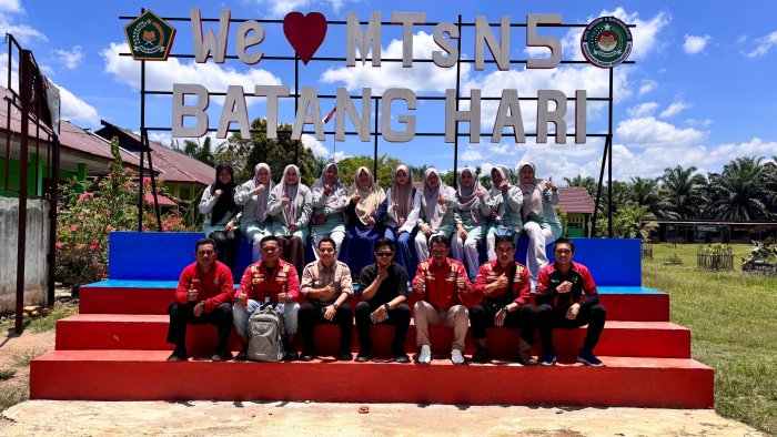 MTsN 5 Batang Hari Terus Jalin Kerja Sama dengan Pihak Eksternal untuk Pengembangan Pendidikan MTsN 5 Batang Hari Terus Jalin Kerja Sama dengan Pihak Eksternal untuk Pengembangan Pendidikan