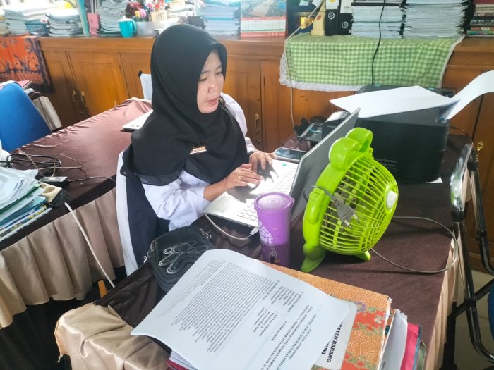 Waka Kesiswaan MTsN 5 Batang Hari Revisi Program Kerja Tahun Ajaran 2025/2026