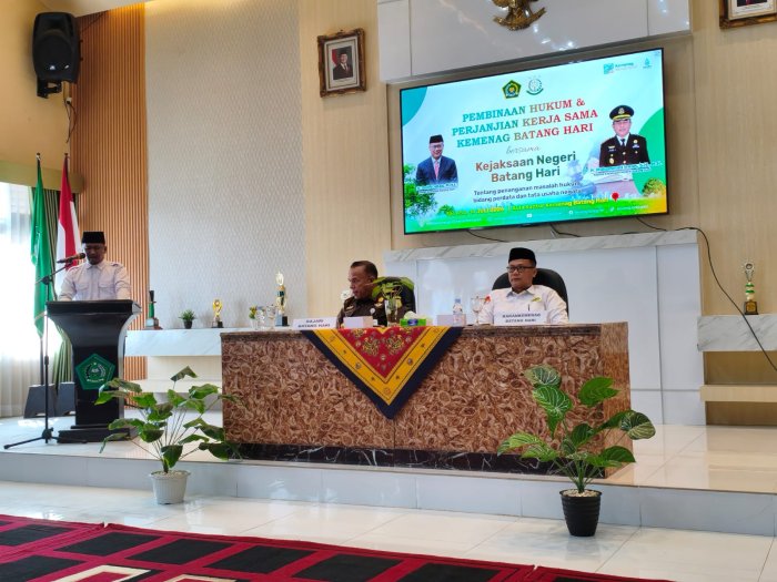Kepala MTsN 5 Batang Hari Hadiri Rapat Koordinasi Bulan Juli Kemenag Batang Hari Kepala MTsN 5 Batang Hari Hadiri Rapat Koordinasi Bulan Juli Kemenag Batang Hari