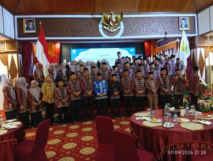 Siswa MTsN 5 Batang Hari Ikuti Pelepasan Kafilah Provinsi Jambi menuju MTQ Nasional Tahun 2026