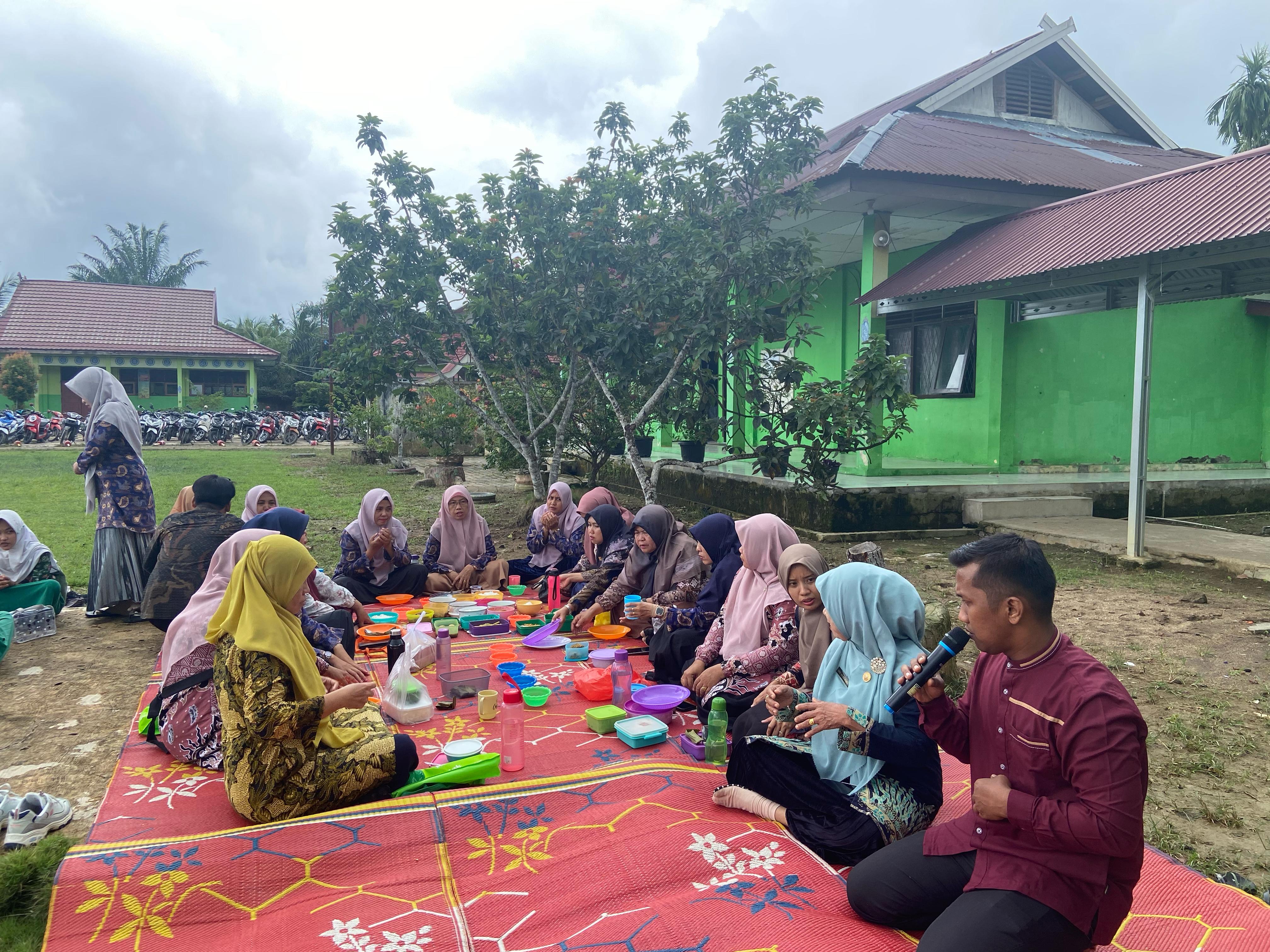 MTSN 5 BATANG HARI GELAR DO’A BERSAMA MENYAMBUT BULAN SUCI RAMADHAN 1446 H/2025 M MTSN 5 BATANG HARI GELAR DO’A BERSAMA MENYAMBUT BULAN SUCI RAMADHAN 1446 H/2025 M