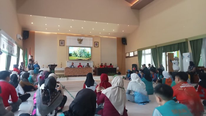 MTsN 5 Batang Hari Berpartisipasi dalam Pelatihan Senam Melayu Nusantara MTsN 5 Batang Hari Berpartisipasi dalam Pelatihan Senam Melayu Nusantara