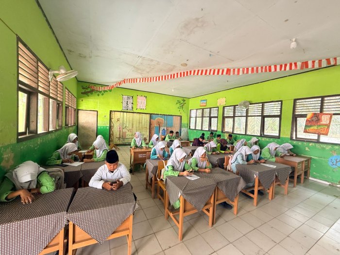 MTsN 5 Batang Hari Gelar Seleksi Peserta OMI Tingkat Satuan Pendidikan MTsN 5 Batang Hari Gelar Seleksi Peserta OMI Tingkat Satuan Pendidikan