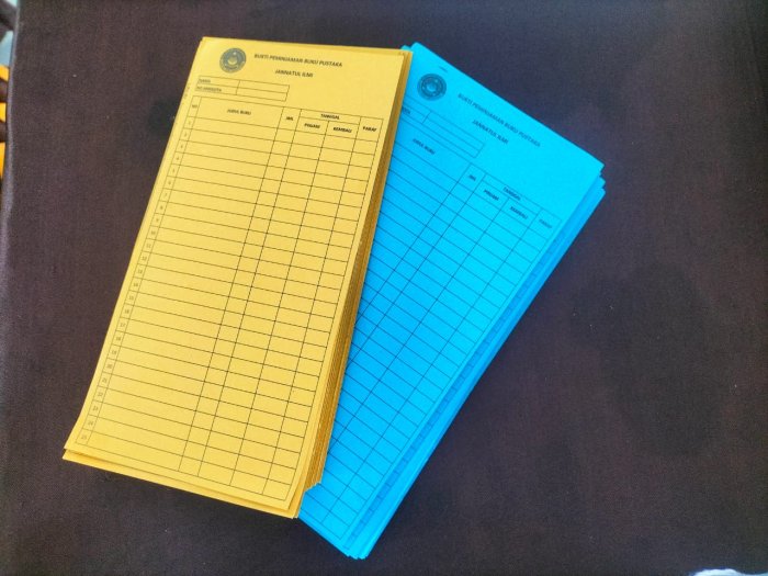 Perpustakaan Jannatul Ilmi MTsN 5 Batang Hari Buat Kartu Peminjaman Buku dan Kartu Anggota Baru Perpustakaan Jannatul Ilmi MTsN 5 Batang Hari Buat Kartu Peminjaman Buku dan Kartu Anggota Baru