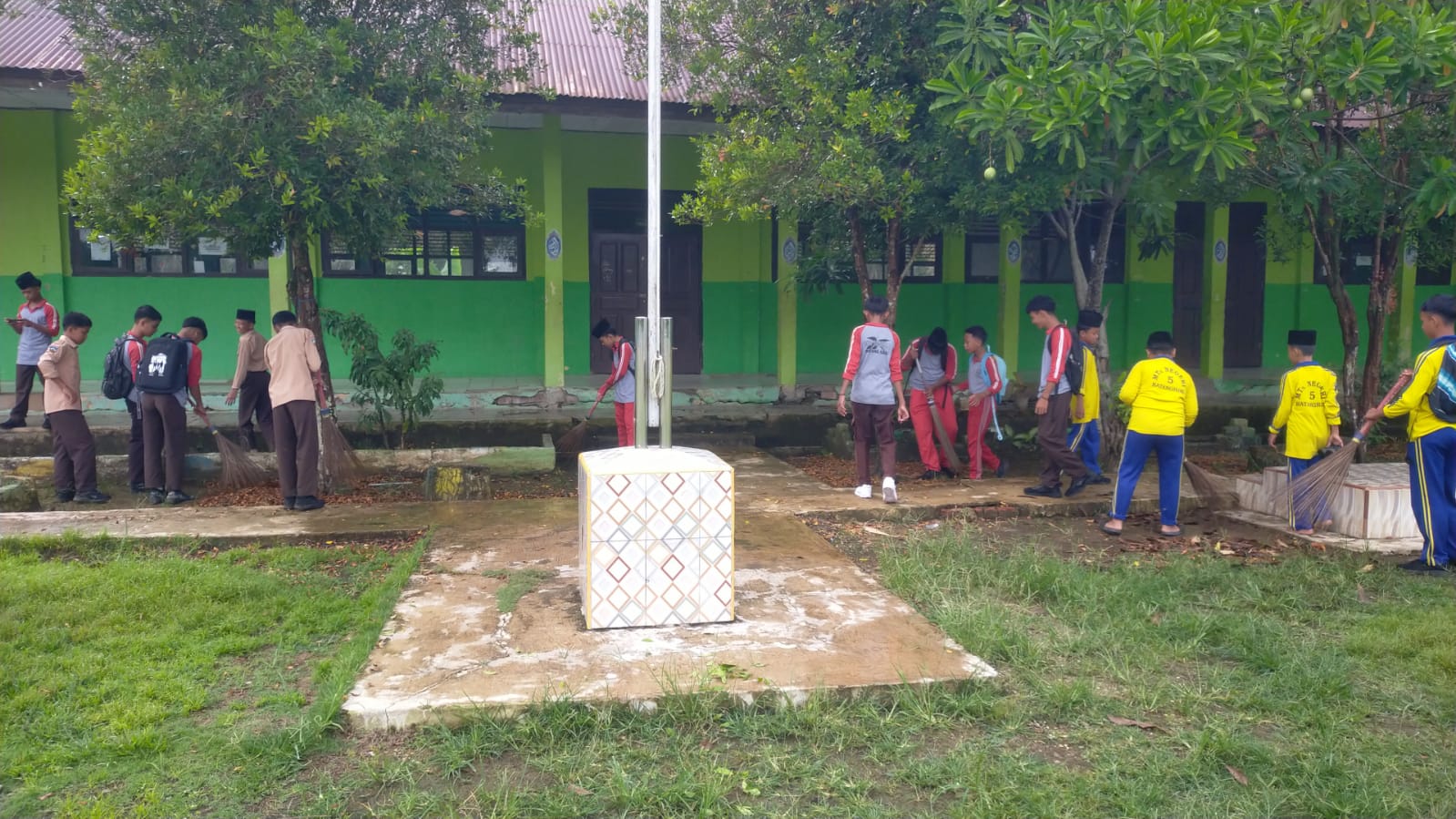 Persiapan Dilakukan OSIM MTsN 5 Batang Hari Jelang Pelaksanaan MATSAMA