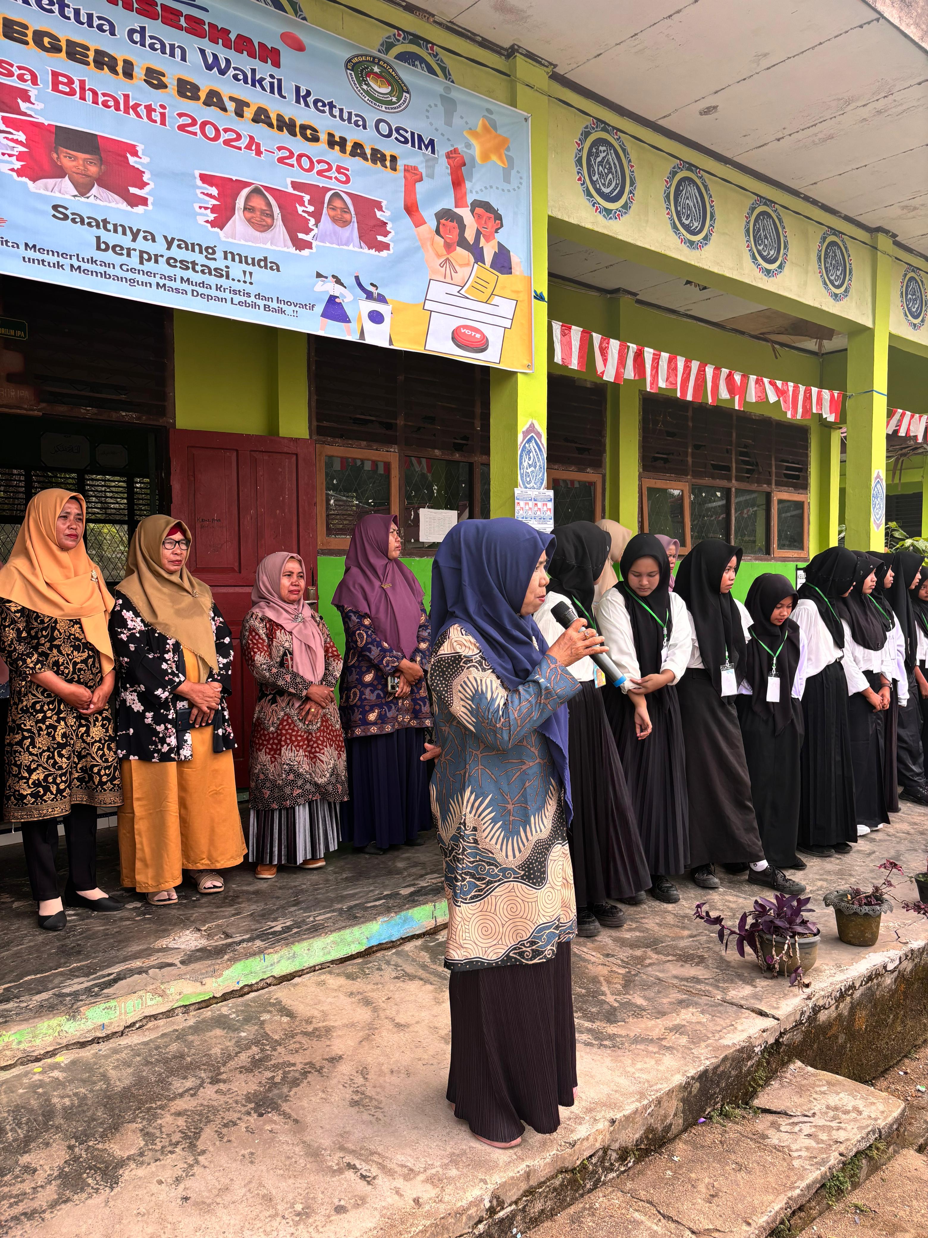 PUNCAK PESTA DEMOKRASI MTSN 5 BATANG HARI PUNCAK PESTA DEMOKRASI MTSN 5 BATANG HARI