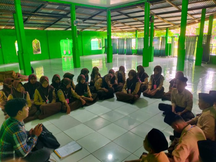 OSIM MTsN 5 Batang Hari Periode 2025–2026 Gelar Rapat Perdana Bahas Program Kerja OSIM MTsN 5 Batang Hari Periode 2025–2026 Gelar Rapat Perdana Bahas Program Kerja