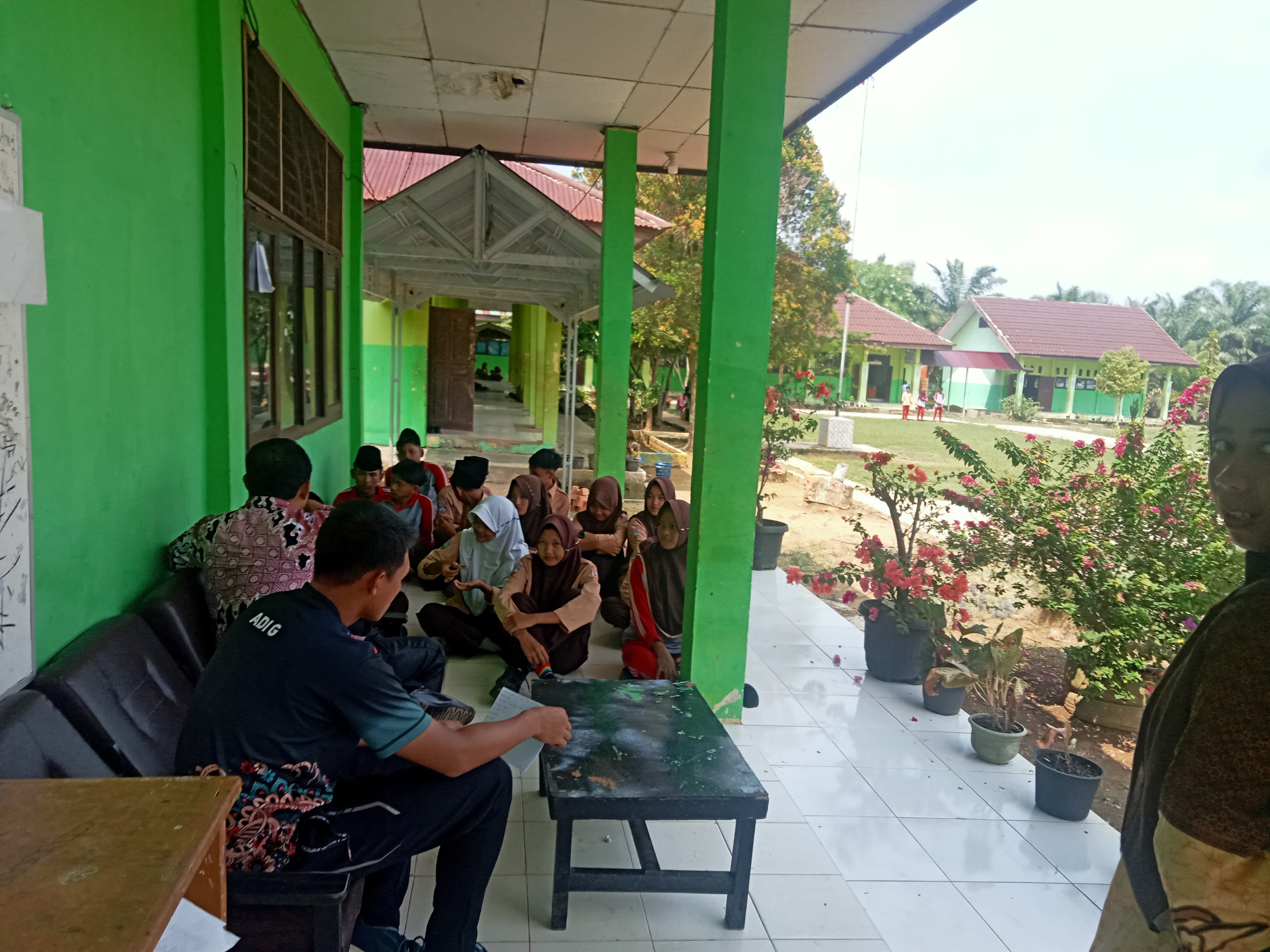 Pembina Pramuka MTsN 5 Batang Hari Gelar Rapat Persiapan Jambore Ranting Kecamatan Pemayung Pembina Pramuka MTsN 5 Batang Hari Gelar Rapat Persiapan Jambore Ranting Kecamatan Pemayung