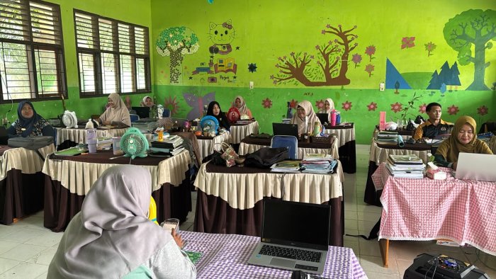 MTsN 5 Batang Hari Gelar Rapat Kenaikan Kelas Semester Genap Tahun Ajaran 2025/2026 MTsN 5 Batang Hari Gelar Rapat Kenaikan Kelas Semester Genap Tahun Ajaran 2025/2026