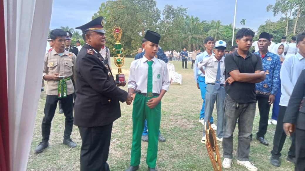 Tim LKBB MTsN 5 Batang Hari Sukses Raih Juara 1 pada Lomba HUT RI Kecamatan Pemayung Tim LKBB MTsN 5 Batang Hari Sukses Raih Juara 1 pada Lomba HUT RI Kecamatan Pemayung