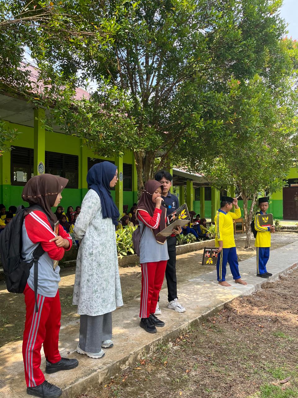 Mantapkan Persiapan, OSIM MTsN 5 Batang Hari Laksanakan Latihan Upacara Peringatan Hari Lahir Pancasila