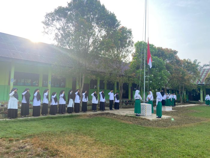 Pembina Upacara Tegaskan Pentingnya Niat untuk Berubah Menjadi Lebih Baik Pembina Upacara Tegaskan Pentingnya Niat untuk Berubah Menjadi Lebih Baik